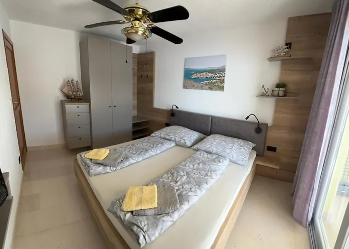Jana Apartment