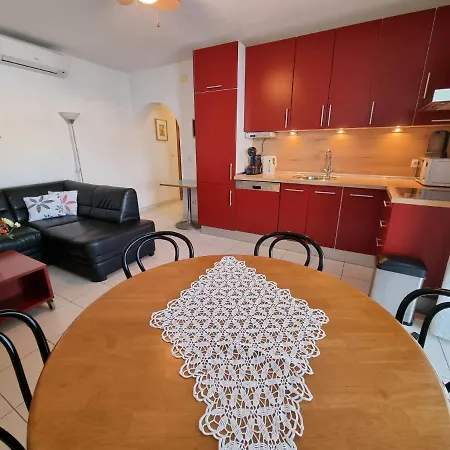 Апартаменты Jana Трогир